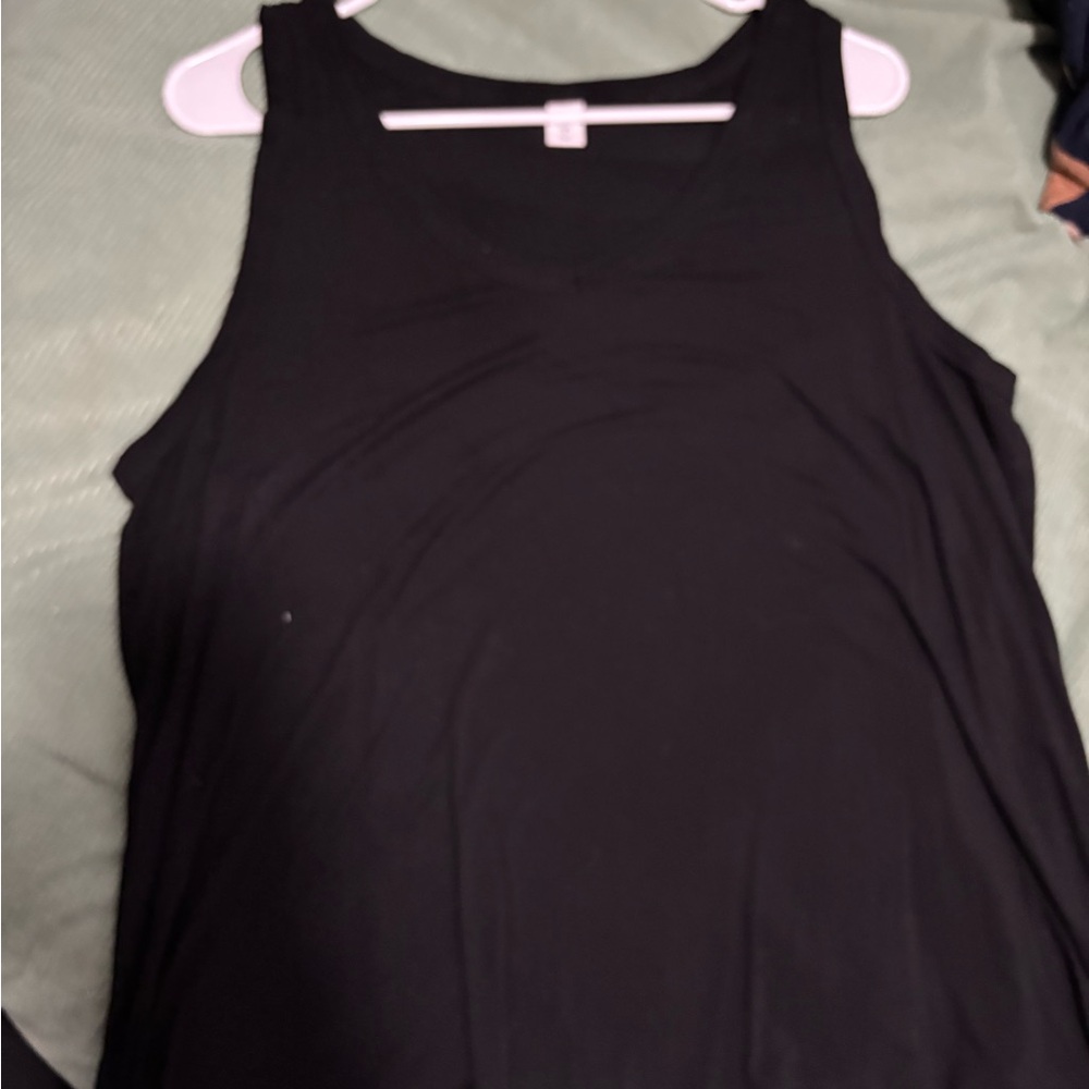Black Sleeveless Women's Top